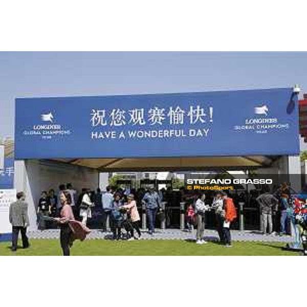 LGCT of Shanghai - Public at the main entrance - Shanghai, - 20 April 2018 - ph.Mario Grassia/LGCT
