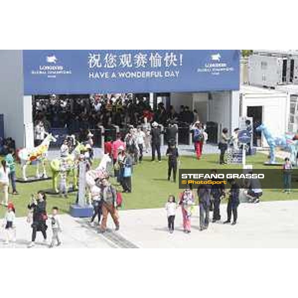 LGCT of Shanghai - Public at the main entrance - Shanghai, - 20 April 2018 - ph.Mario Grassia/LGCT