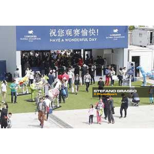 LGCT of Shanghai - Public at the main entrance - Shanghai, - 20 April 2018 - ph.Mario Grassia/LGCT