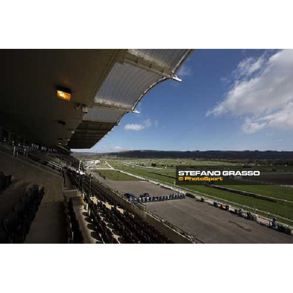 a wide view of Cheltenham racecourse Cheltenham, 12th march 2008 ph. Stefano Grasso