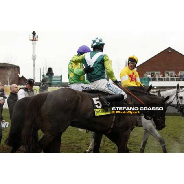Ruby Walsh on Kauto Star congratulates with Sam Thomas on Denman winner of the Totesport Cheltenham Gold Cup Cheltenham, 4th day, 14th march 2008 ph. Stefano Grasso
