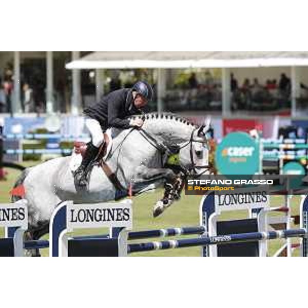 LGCT of Madrid - Class 4 - John Whitaker (GBR) on Cassinis Chaplin - 4 May 2018 - ph.Mario Grassia/LGCT
