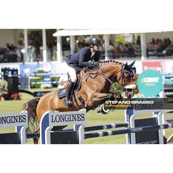 LGCT of Madrid - Class 4 - Darragh Kenny (IRL) on Cassini Z - 4 May 2018 - ph.Mario Grassia/LGCT
