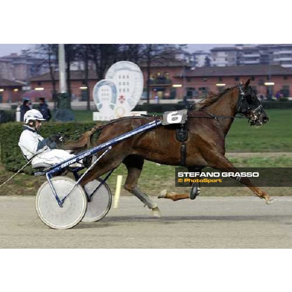Andrea Baveresi warming up with Gloria Gainor before the start of the Gran Premio Ponte Vecchio Firenze Le Mulina, 9th march 2008 ph. Stefano Grasso