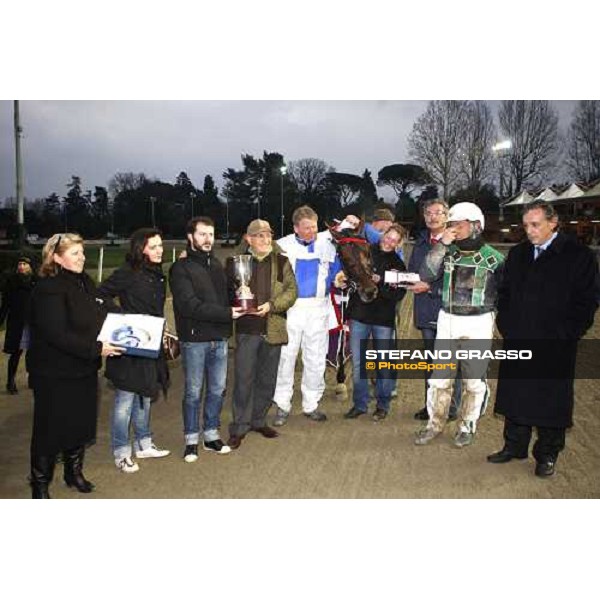 giving prize for Enrico Bellei and Algiers Hall winners of Gran Premio Ponte Vecchio Firenze Le Mulina, 9th march 2008 ph. Stefano Grasso