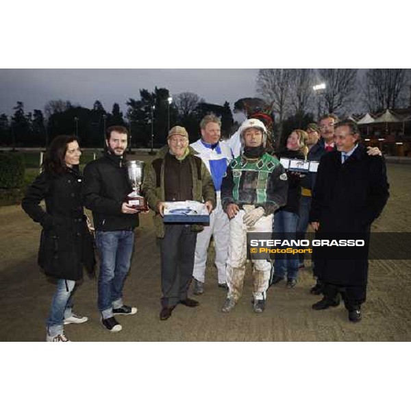 giving prize for Enrico Bellei and Algiers Hall winners of Gran Premio Ponte Vecchio Firenze Le Mulina, 9th march 2008 ph. Stefano Grasso