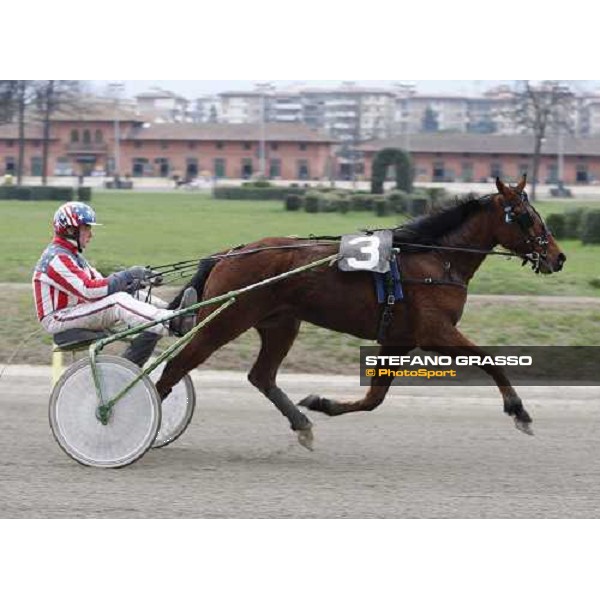 Antonio Castiello warming up with Lethal Mast before the start of Gran Premio Dante Firenze Le Mulina, 9th march 2008 ph. Stefano Grasso