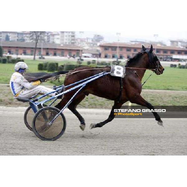 Roberto Andreghetti warming up with Leoner of Brown before the start of Gran Premio Dante Firenze Le Mulina, 9th march 2008 ph. Stefano Grasso