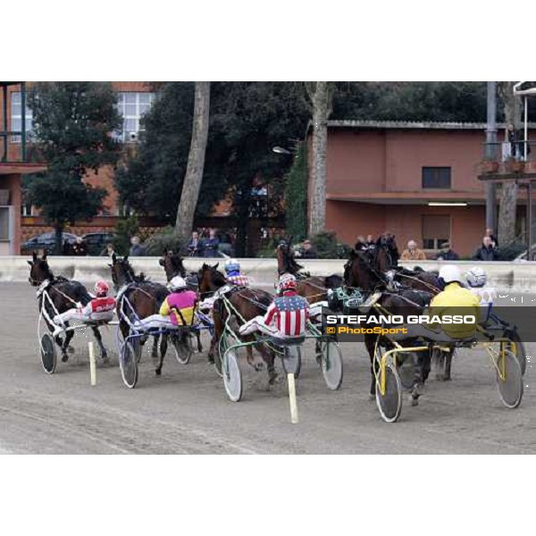 Lexus Font leads the group during the first passage of Gran Premio Dante Firenze Le Mulina, 9th march 2008 ph. Stefano Grasso