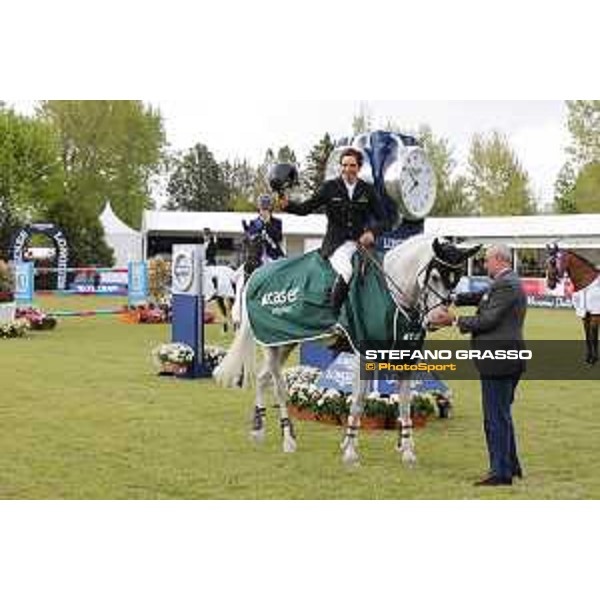 LGCT of Madrid - Class 15 - Prize giving ceremony - Eduardo Alvarez Aznar (ESP) on Fidux - 6 May 2018 - ph.Stefano Grasso/LGCT