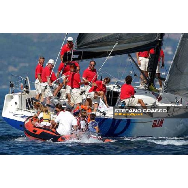Childrens of Svbg yachting school exulting for Wops on the finish line-ph.Stefano Grasso 