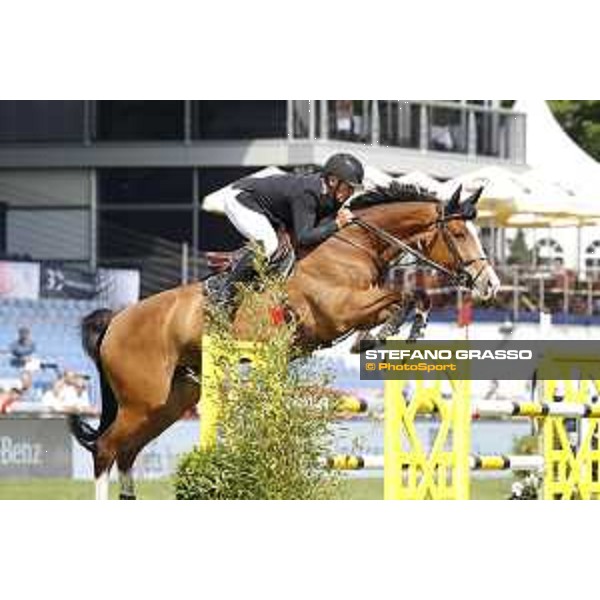 LGCT of Hamburg - Class 1 - Roger Yves Bost (FRA) on Sangria du Coty - 10 May 2018 - ph.Stefano Grasso/LGCT