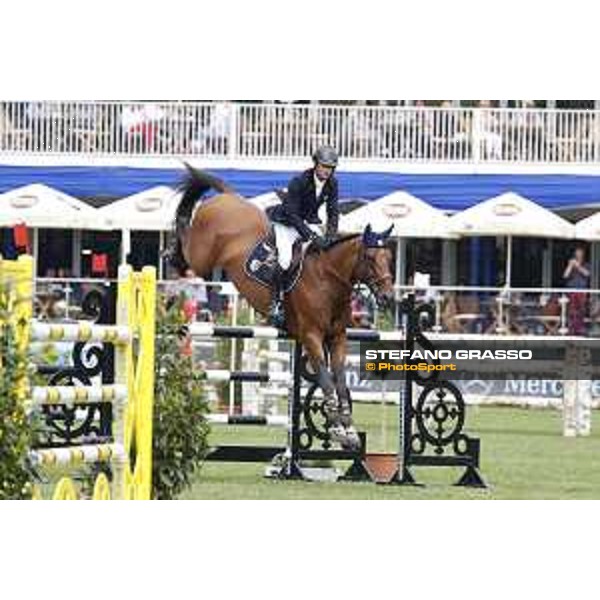 LGCT of Hamburg - Class 1 - Denis Lynch (IRL) on RMF Cadeau de Muze - 10 May 2018 - ph.Stefano Grasso/LGCT