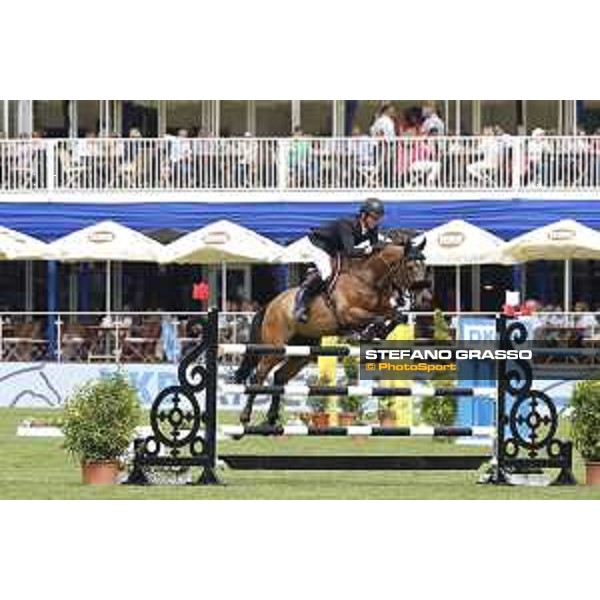 LGCT of Hamburg - Class 1 - Harrie Smolders (NED) on Zinius - 10 May 2018 - ph.Stefano Grasso/LGCT