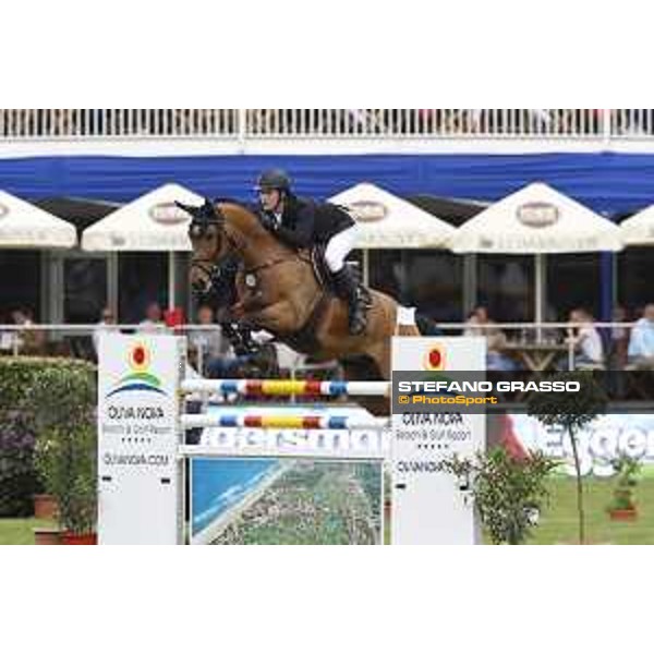 LGCT of Hamburg - Class 1 - Micheal G Duffy (IRL) on Castlefield Rubinus - 10 May 2018 - ph.Stefano Grasso/LGCT
