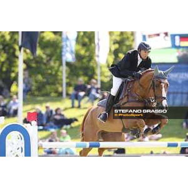 LGCT of Hamburg - Class 3 - Jorg Naeve (GER) on Benur du Romet - 11 May 2018 - ph.Stefano Grasso/LGCT
