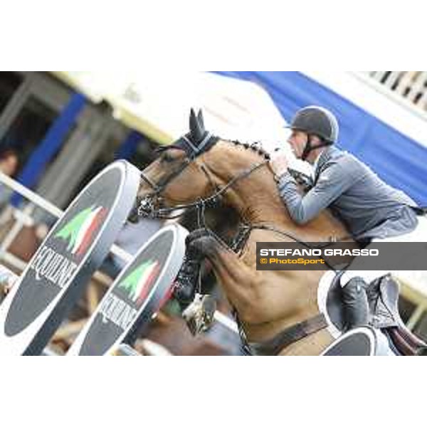 LGCT of Hamburg - Jur Vrieling (NED) on Davall - 11 May 2018 - ph.Stefano Grasso/LGCT