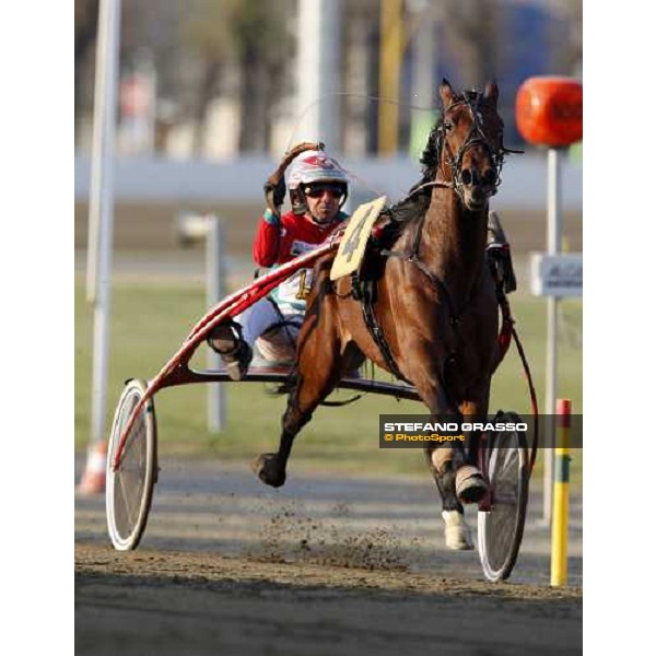 Pippo Gubellini with Iron Power wins the Premio Andrea di Jesolo Torino, Vinovo racetrack 5th april 2008 ph. Stefano Grasso