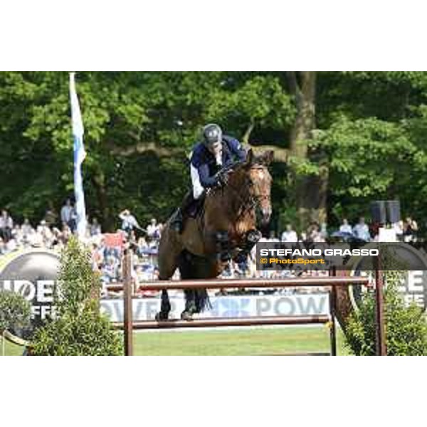 LGCT of Hamburg - Grand Prix - Julien Epaillard (FRA) on Giovani de la Pomme - Hamburg, Derby Park, 12 May 2018 - ph.Mario Grassia/LGCT