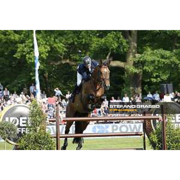 LGCT of Hamburg - Grand Prix - Julien Epaillard (FRA) on Giovani de la Pomme - Hamburg, Derby Park, 12 May 2018 - ph.Mario Grassia/LGCT