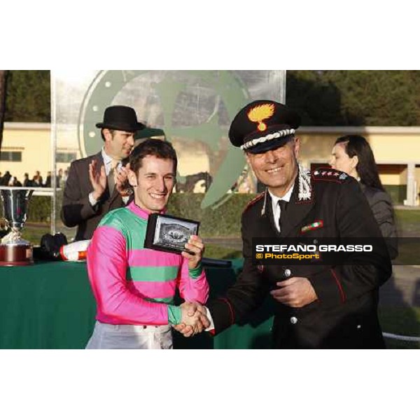 Mirco Demuro receives a prize after winning with Eldest the 118¡ Premio Pisa Pisa San Rossore, 30th march 2008 ph. Stefano Grasso
