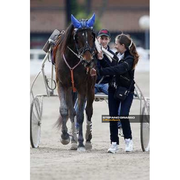 Letter from Om with his groom after winning the Gran Premio Italia Bologna, 13th april 2008 ph. Stefano Grasso