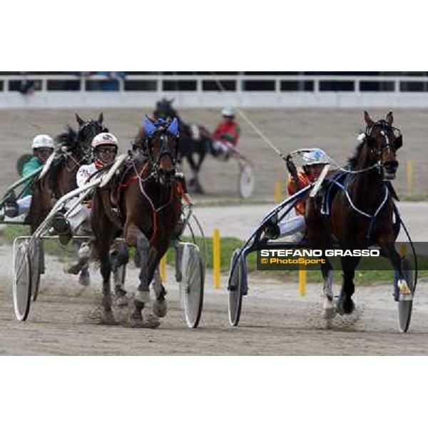 Roberto Vecchione with Letter from Om wins the Gran Premio Italia beating Daniela Nobili on Lagas Bi Bologna, 13th april 2008 ph. Stefano Grasso