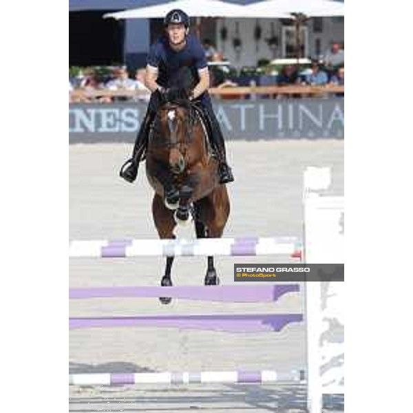 LGCT of St Tropez - Warm up - Scott Brash (GBR) - St Tropez, Ramatulle beach - 30 May 2018 - ph.Stefano Grasso/LGCT
