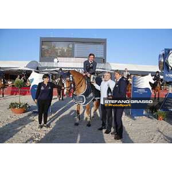 LGCT of St Tropez - Class 2 - Prize giving ceremony - Darragh Kenny (IRL) on Babalou - St Tropez, Ramatulle beach - 31 May 2018 - ph.Stefano Grasso/LGCT