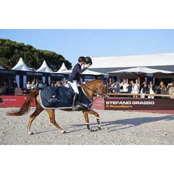 LGCT of St Tropez - Class 2 - Prize giving ceremony - Darragh Kenny (IRL) on Babalou - St Tropez, Ramatulle beach - 31 May 2018 - ph.Stefano Grasso/LGCT