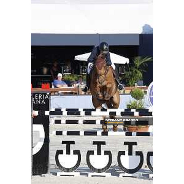 LGCT of St Tropez - Class 2 - Alexandra Ledermann (FRA) on Requiem de Talma - St Tropez, Ramatulle beach - 31 May 2018 - ph.Stefano Grasso/LGCT