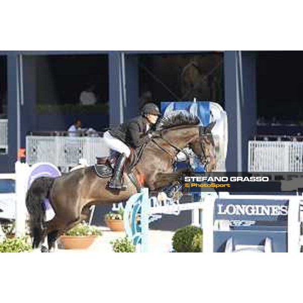 LGCT of St Tropez - Class 2 - Eric Van Der Vleuten (NED) on Zigali P S - St Tropez, Ramatulle beach - 31 May 2018 - ph.Stefano Grasso/LGCT