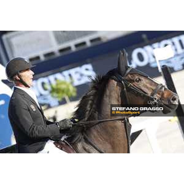 LGCT of St Tropez - Class 2 - Eric Van Der Vleuten (NED) on Zigali P S - St Tropez, Ramatulle beach - 31 May 2018 - ph.Stefano Grasso/LGCT