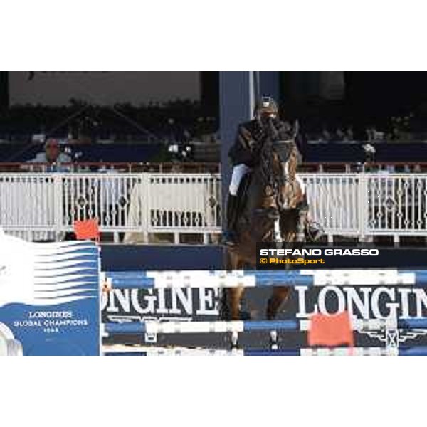 LGCT of St Tropez - Class 2 - Eric Van Der Vleuten (NED) on Zigali P S - St Tropez, Ramatulle beach - 31 May 2018 - ph.Stefano Grasso/LGCT