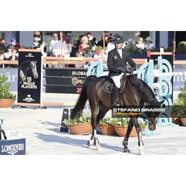 LGCT of St Tropez - Class 2 - Eric Van Der Vleuten (NED) on Zigali P S - St Tropez, Ramatulle beach - 31 May 2018 - ph.Stefano Grasso/LGCT