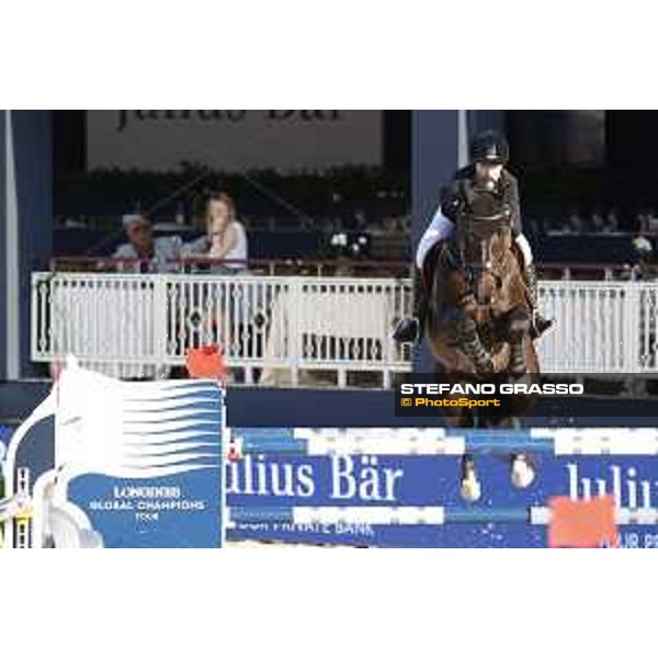LGCT of St Tropez - Class 2 - Alexandra Thornton (GBR) on Cornetto K - St Tropez, Ramatulle beach - 31 May 2018 - ph.Stefano Grasso/LGCT