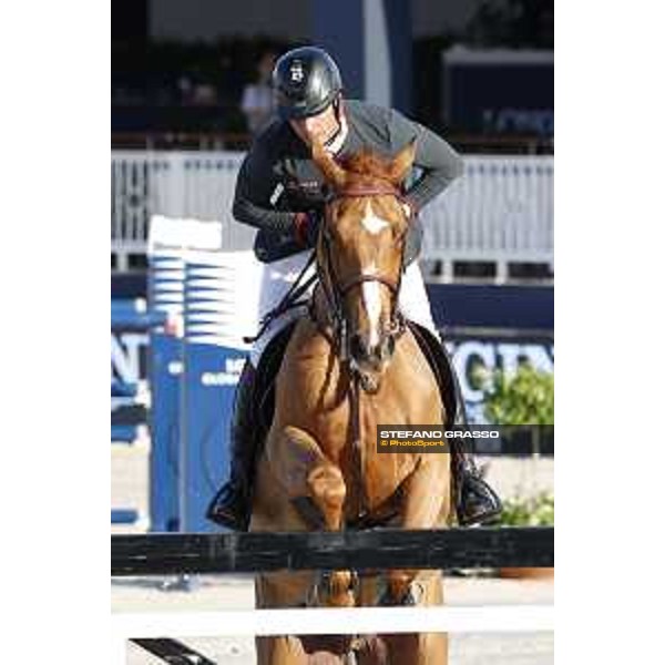 LGCT of St Tropez - Class 2 - Julien Epaillard (FRA) on Usual Suspect d?Auge - St Tropez, Ramatulle beach - 31 May 2018 - ph.Stefano Grasso/LGCT