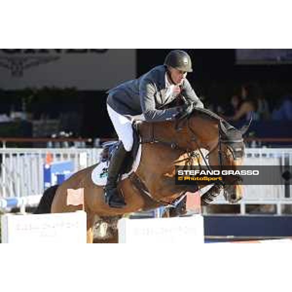 LGCT of St Tropez - Class 2 - Jur Vrieling (NED) on Baltic VDL - St Tropez, Ramatulle beach - 31 May 2018 - ph.Stefano Grasso/LGCT