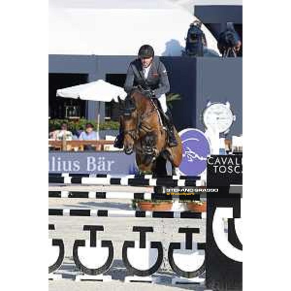 LGCT of St Tropez - Class 2 - Jur Vrieling (NED) on Baltic VDL - St Tropez, Ramatulle beach - 31 May 2018 - ph.Stefano Grasso/LGCT