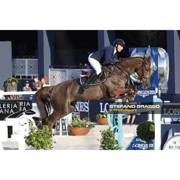 LGCT of St Tropez - Class 2 - Sadri Fegaier (FRA) on Ivoor van\'t Paradijs - St Tropez, Ramatulle beach - 31 May 2018 - ph.Stefano Grasso/LGCT