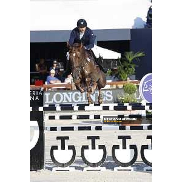 LGCT of St Tropez - Class 2 - Sadri Fegaier (FRA) on Ivoor van\'t Paradijs - St Tropez, Ramatulle beach - 31 May 2018 - ph.Stefano Grasso/LGCT
