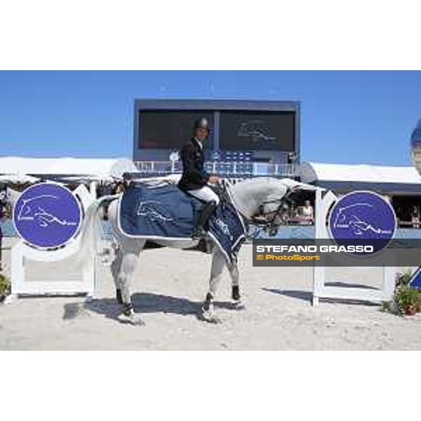 LGCT of St Tropez - Eduardo Alvarez Aznar (ESP) on Fidux - St Tropez, Ramatulle beach - 1 June 2018 - ph.Stefano Grasso/LGCT