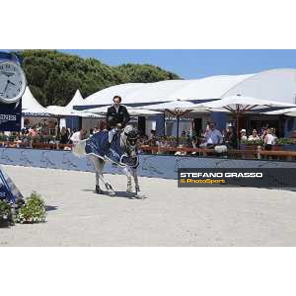 LGCT of St Tropez - Eduardo Alvarez Aznar (ESP) on Fidux - St Tropez, Ramatulle beach - 1 June 2018 - ph.Stefano Grasso/LGCT