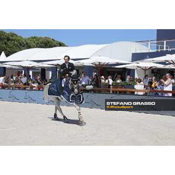 LGCT of St Tropez - Eduardo Alvarez Aznar (ESP) on Fidux - St Tropez, Ramatulle beach - 1 June 2018 - ph.Stefano Grasso/LGCT