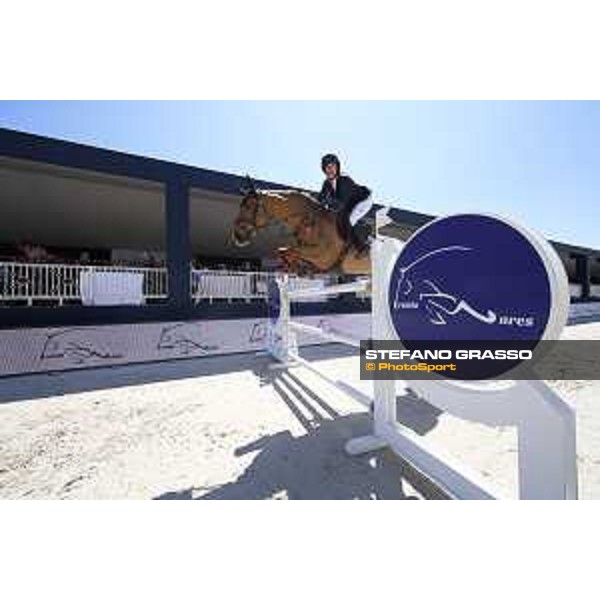 LGCT of St Tropez - Laura Kraut (USA) on Whitney - St Tropez, Ramatulle beach - 1 June 2018 - ph.Stefano Grasso/LGCT