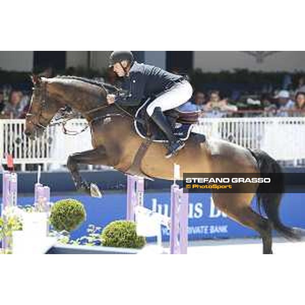 LGCT of St Tropez - Roger Yves Bost (FRA) on Tesway de la Batia - St Tropez, Ramatulle beach - 1 June 2018 - ph.Stefano Grasso/LGCT