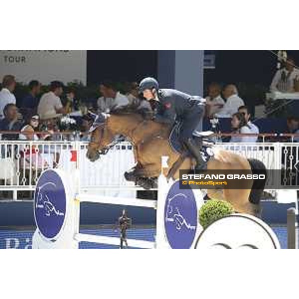 LGCT of St Tropez - Lorenzo de Luca (ITA) on de Flipper - St Tropez, Ramatulle beach - 1 June 2018 - ph.Stefano Grasso/LGCT