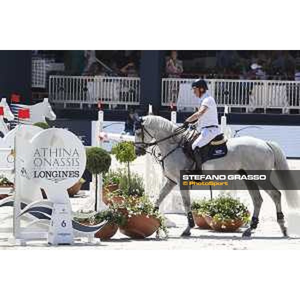 LGCT of St Tropez - Michael Whitaker (GBR) on Valmy de la Lande - St Tropez, Ramatulle beach - 1 June 2018 - ph.Stefano Grasso/LGCT
