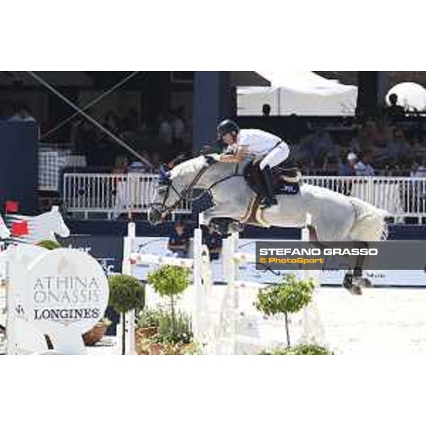 LGCT of St Tropez - Michael Whitaker (GBR) on Valmy de la Lande - St Tropez, Ramatulle beach - 1 June 2018 - ph.Stefano Grasso/LGCT
