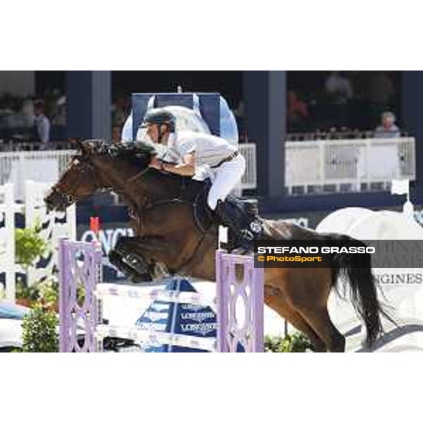 LGCT of St Tropez - Bertram Allen (IRL) on Izzy by Picobello - St Tropez, Ramatulle beach - 1 June 2018 - ph.Stefano Grasso/LGCT